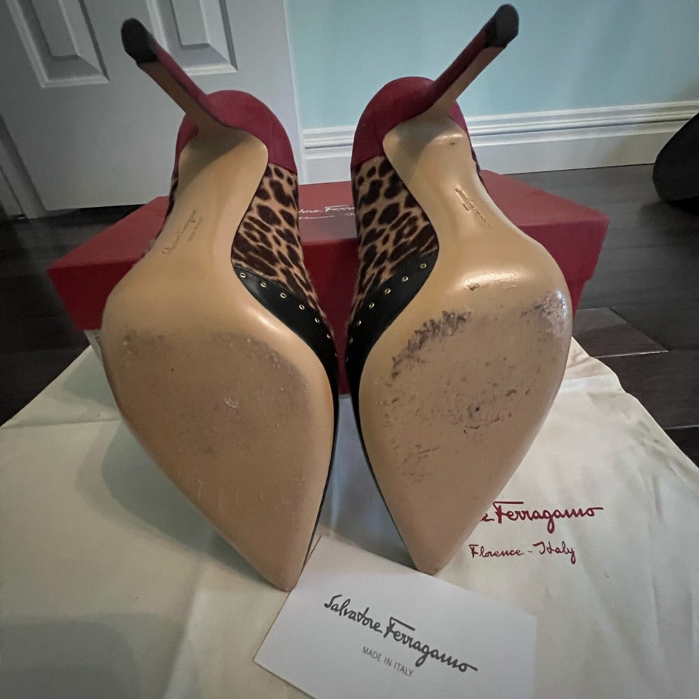 SALVATORE FERRAGAMO BEAUTIFUL SHOE / PUMP size 37.5 (7.5) - Picture 3 of 8
